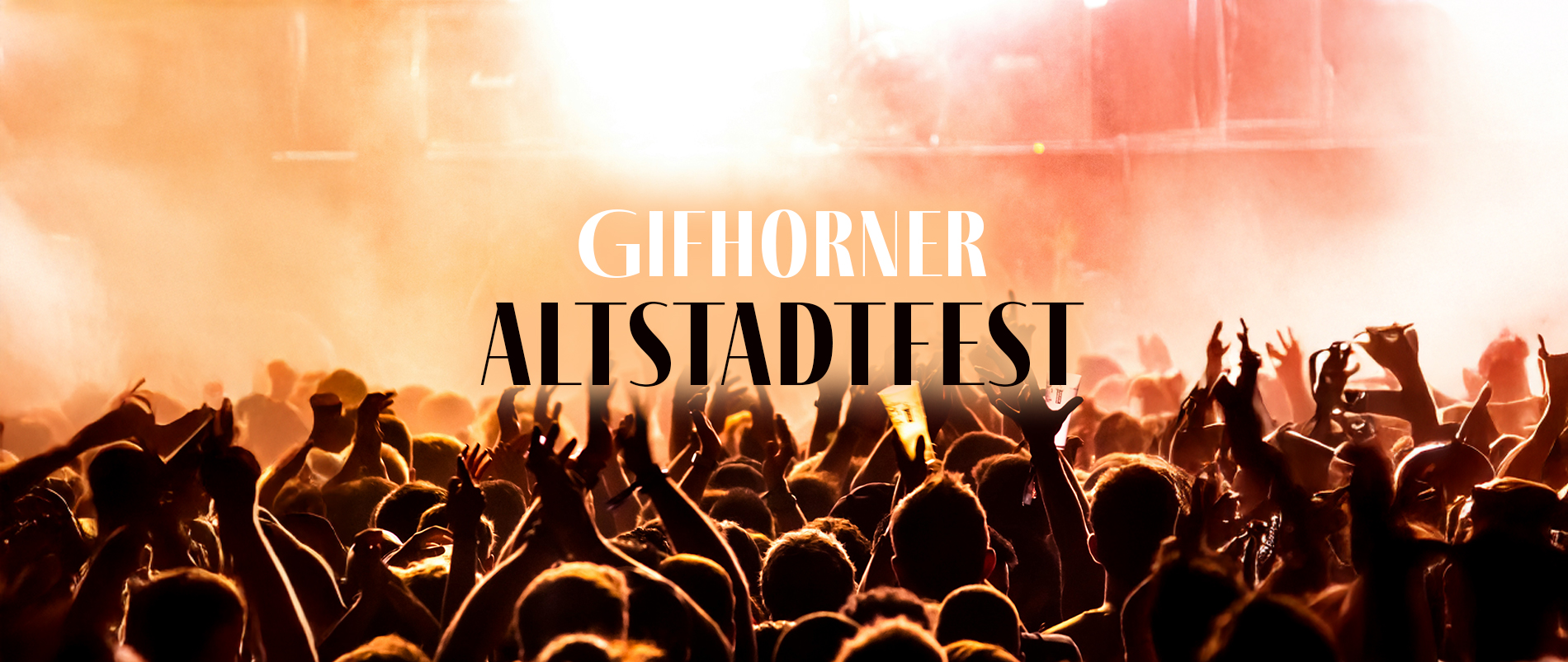 Farbenfrohes Lichtspiel mit dem Text 'Gifhorner Altstadtfest'.